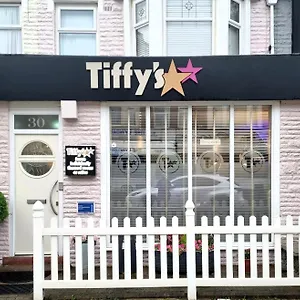 4* Guest house Tiffy's Place (adults Only)